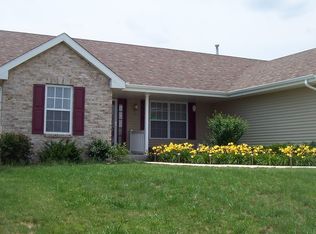 516 Cross Plains Rd, Rockford, IL 61107