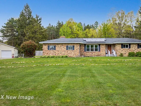 8013 S Merrill Rd, Saint Charles, MI 48655