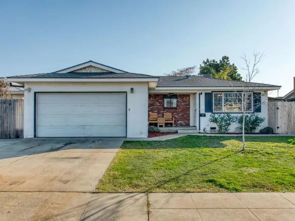 630 W Pat Dr, Clovis, CA 93612