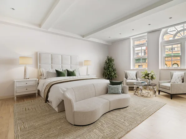 22 East 82nd Street image 4 of 9