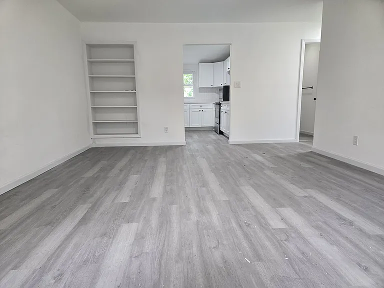 115 Maple Dr — Photo 11