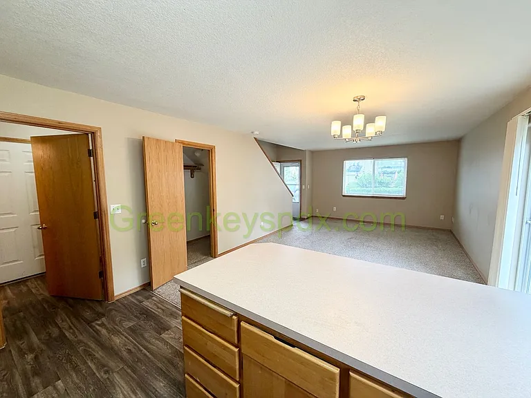 1022-1034 NE Lija Loop — Photo 5