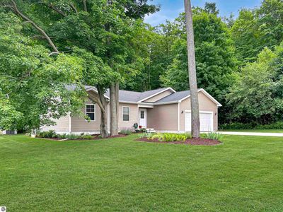4159 Edwin Blvd, Grawn, MI, 49637