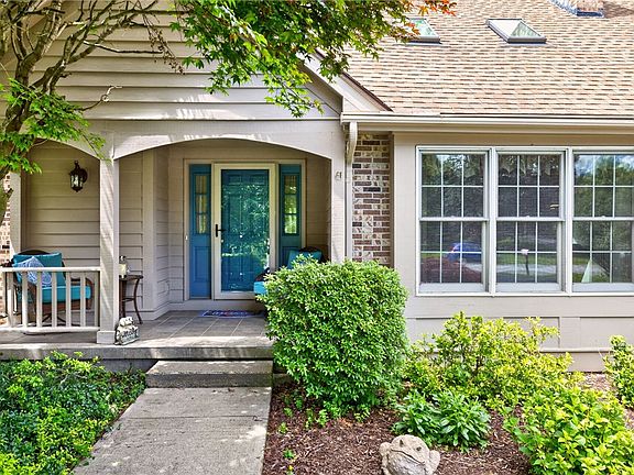 2nd image of 54 Random Knolls Dr