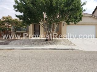 10488 Maricopa Rd, Victorville, CA 92392