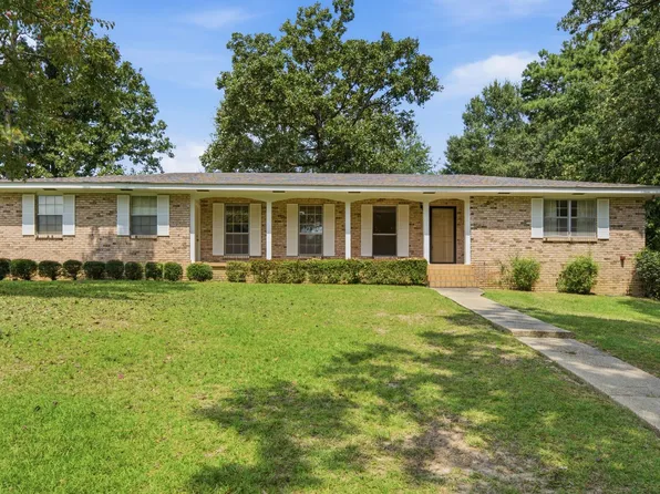 118 W Lakeside Dr, Hattiesburg, MS 39402