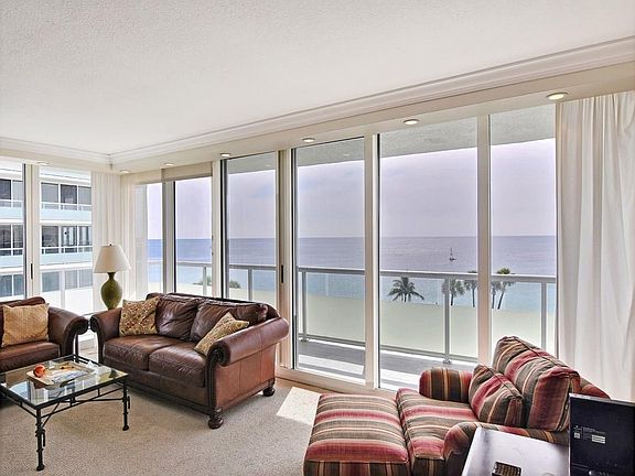 5th image of 3554 Ocean Dr