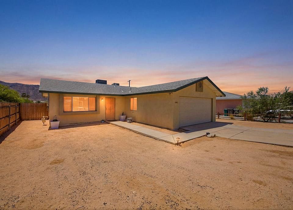 1st image of 72241 Sunnyslope Dr
