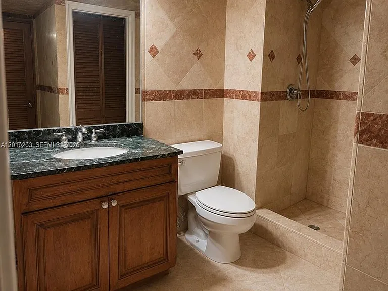 309 Lakeview Dr #204 — Photo 16