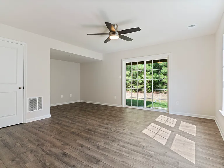 44042 Eucalyptus Way — Photo 29