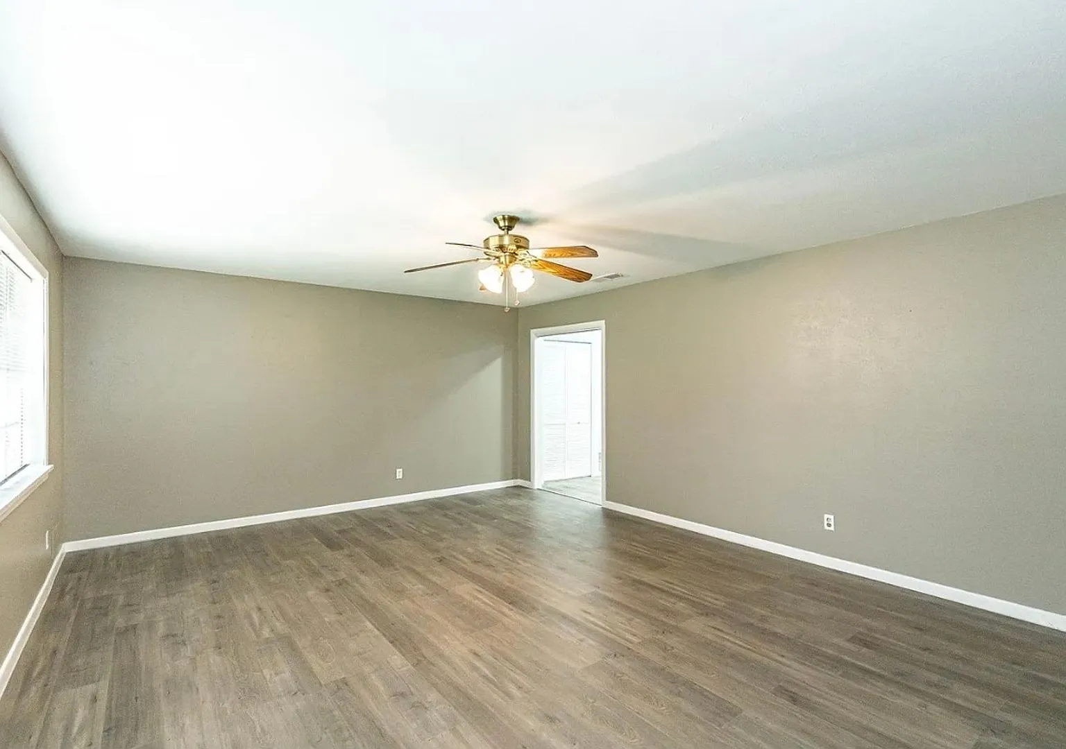 Spacious 4 bedroom 2 bathroom close to Texas Tech! — Photo 3