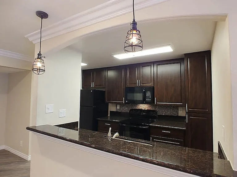 Villa De Adel Apts — Photo 49