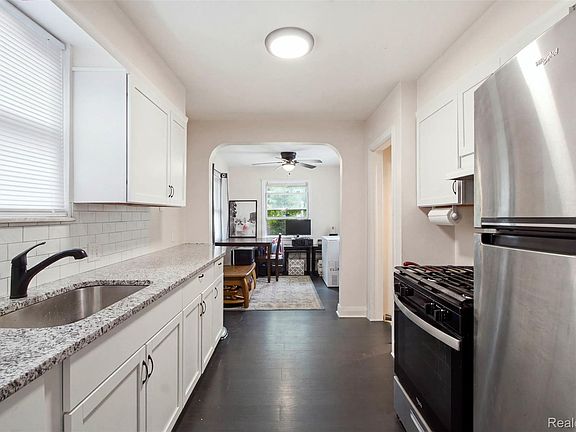 5th image of 20258 Joann St