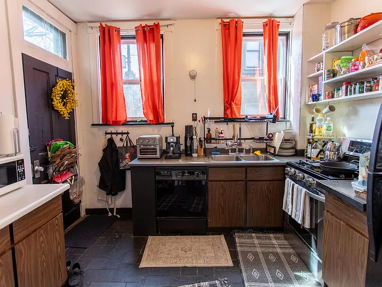 714 Filbert St #1 — Photo 12