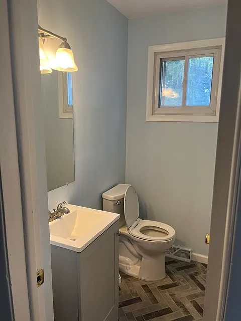 3 bed, 1.5 bath, 1100 sqft, $1,500 — Photo 4