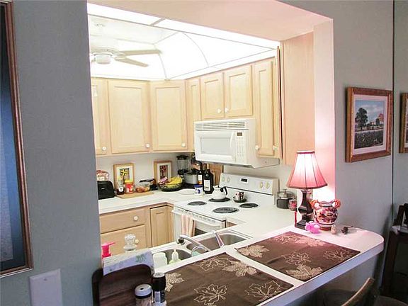 5th image of 1875 Cobia Dr