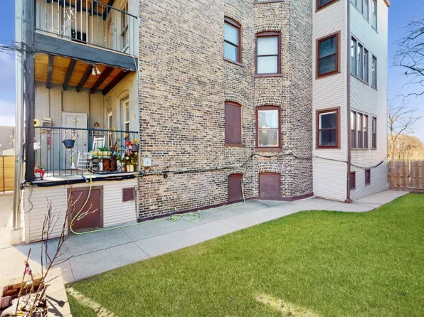3121 W Augusta Blvd, Chicago, IL 60622