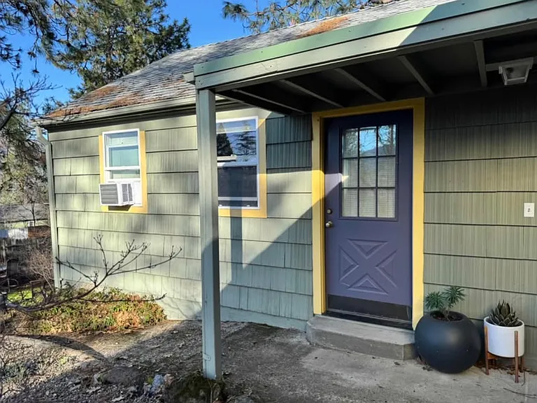 1116 Fern St — Photo 1