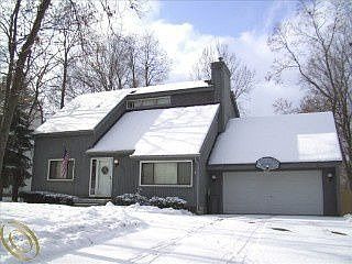 1st image of 998 Olson Ave