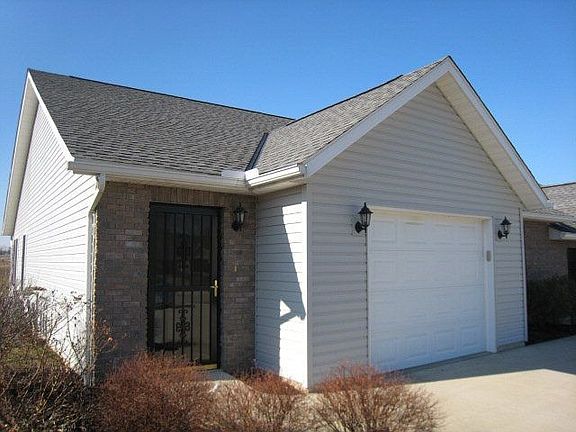 3rd image of 188 Arthurs Ct