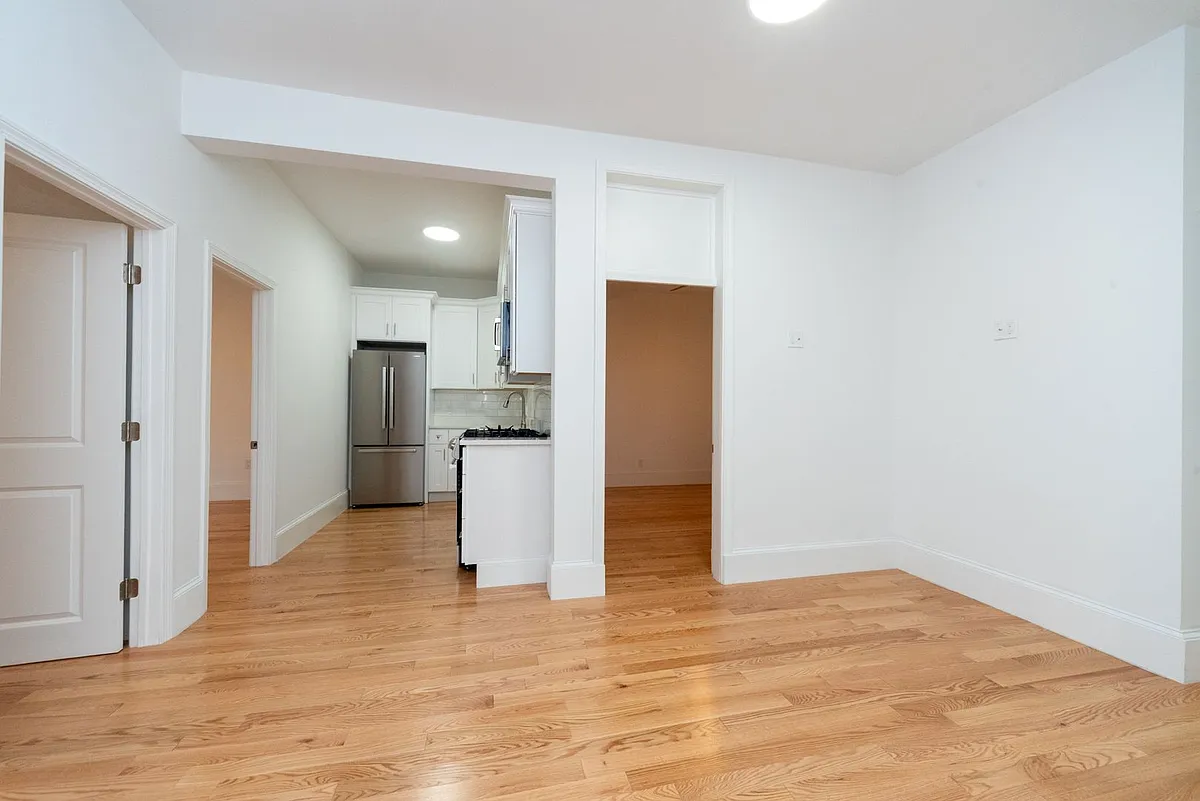 Building Photo - 22 Westland Ave #1