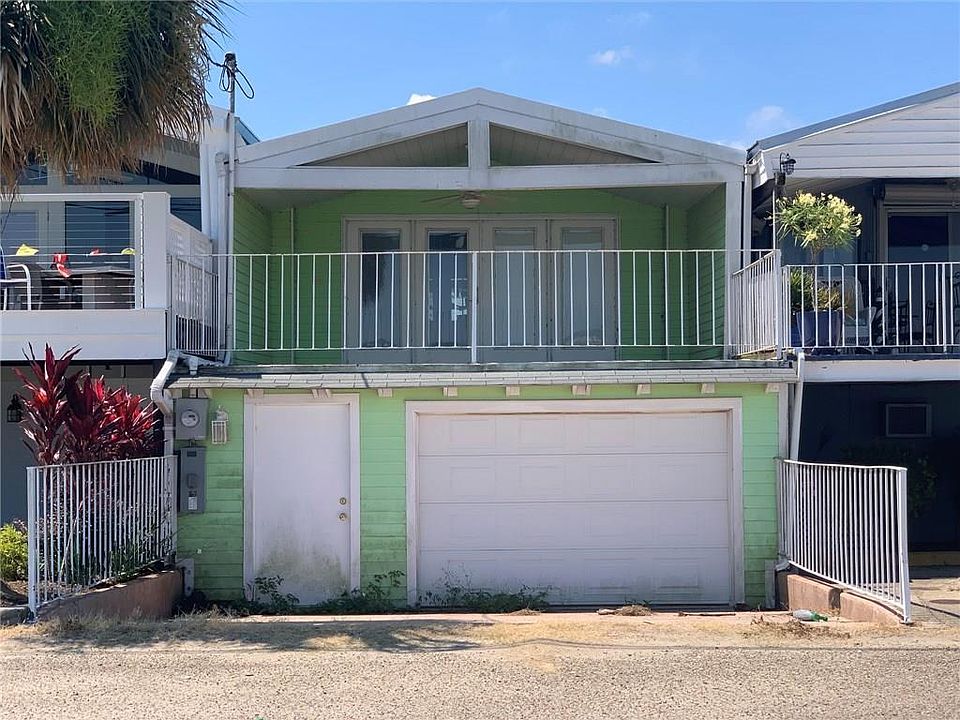 1st image of 8036 Breakwater Dr