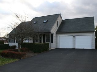 85 Hollow Rd, Reinholds, PA 17569