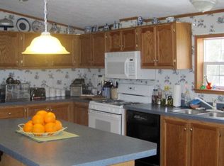 84 Edward St, Saranac Lake, NY 12983