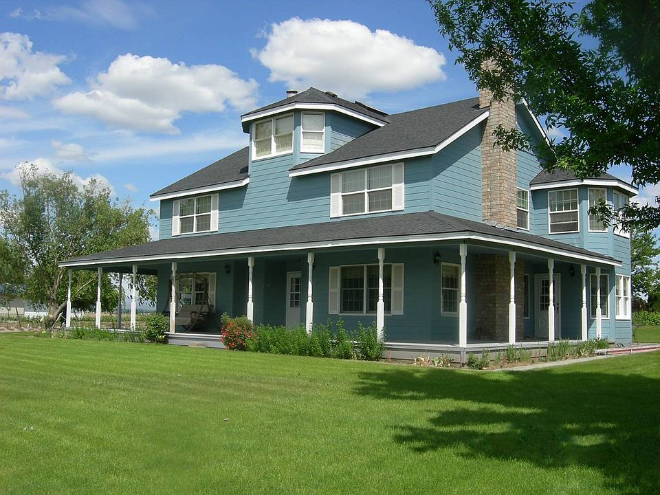 3325 sq ft 3-story home on 3 acres in WA Wine Country
