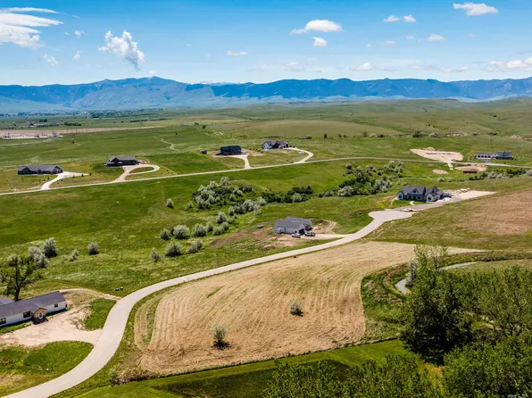 18 Convair Rd, Sheridan, WY 82801