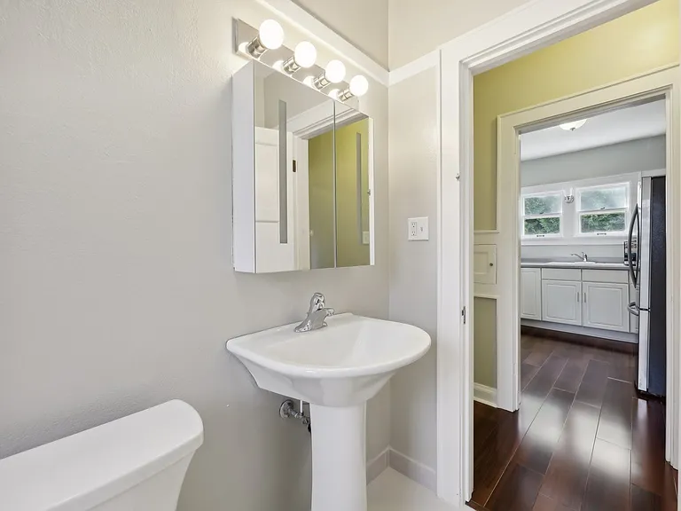 1416 Martha Washington Dr — Photo 16