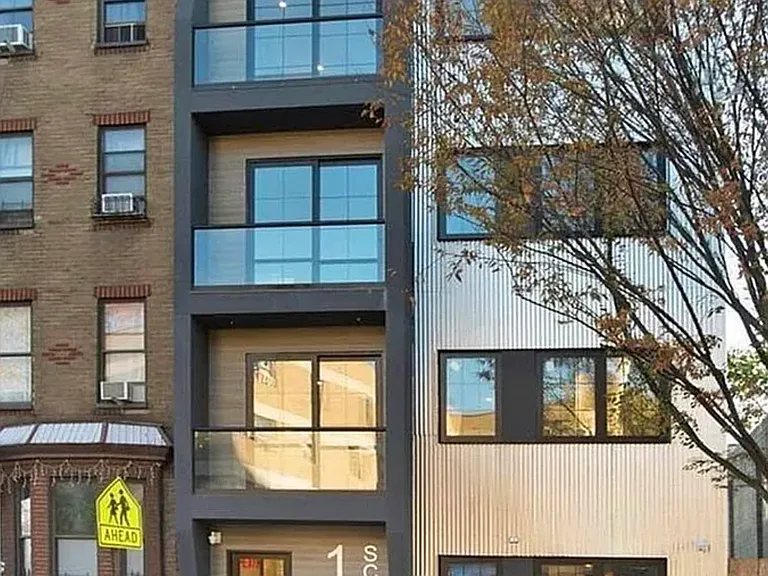102 Scholes St #3B — Photo 17