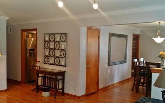 3rd image of 7337 N Oriole Ave