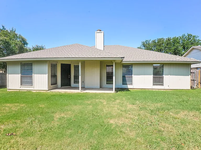 6221 Valley Forge Ct — Photo 16