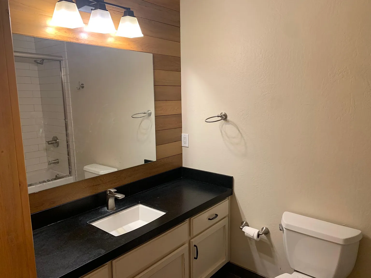 4 bed, 1628 sqft, $4,000 — Photo 4
