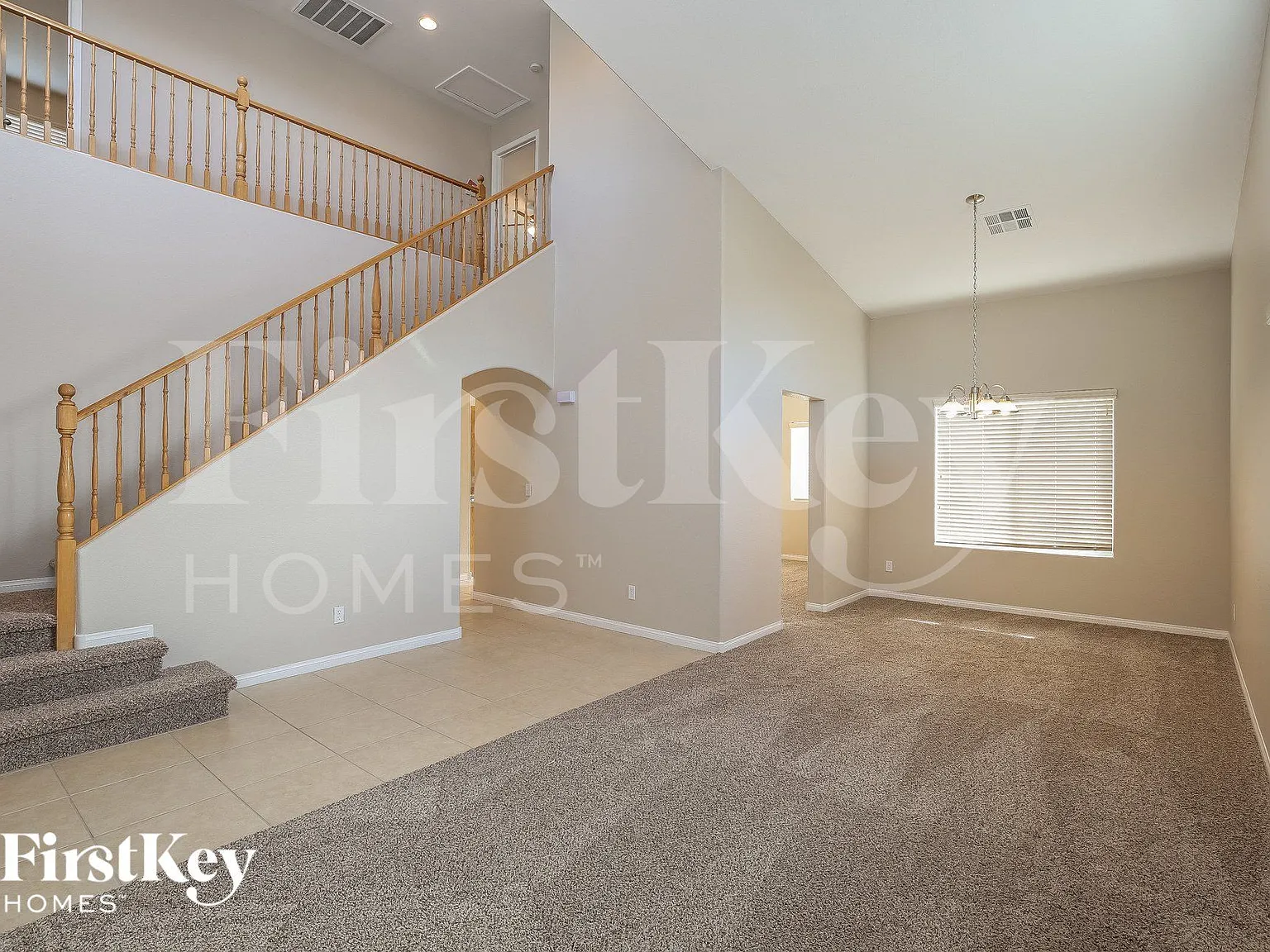 4 bed, 3.0 bath, 2061 sqft, $2,240 — Photo 2