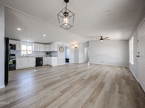 4th image of 10951 N 91st Avenue #120