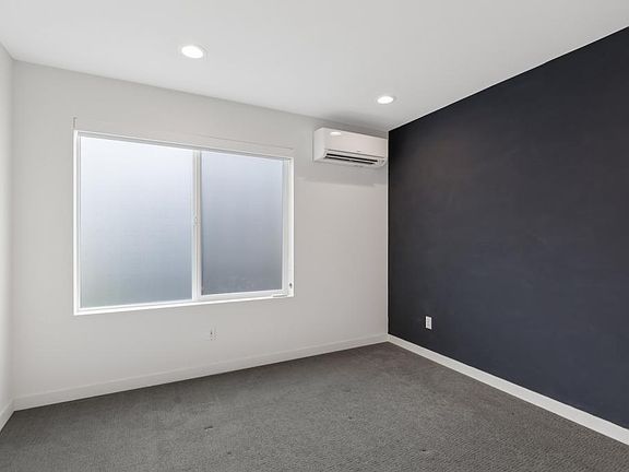 Primary w/ private windows