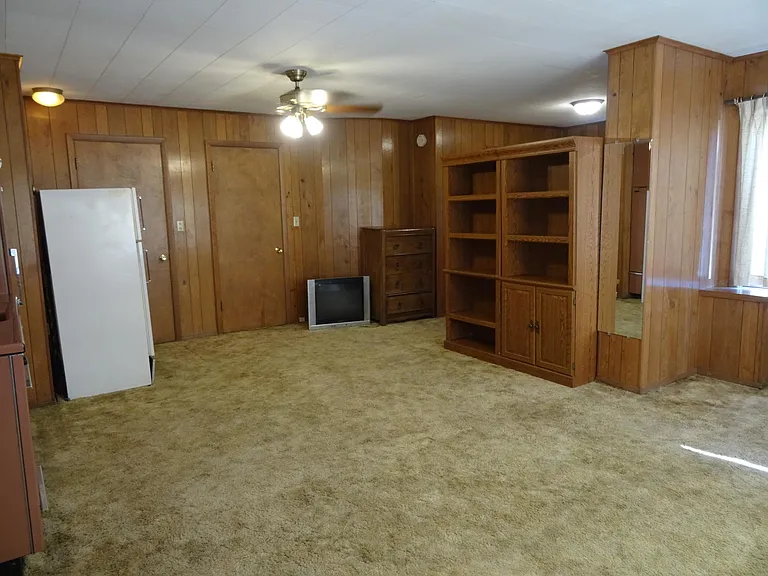 276 Center St #5 — Photo 5