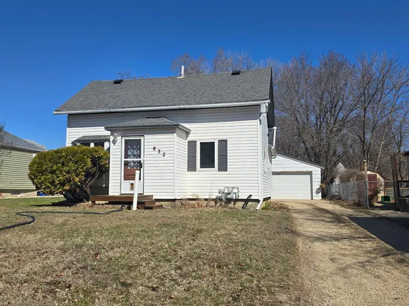 832 Godfrey St, Worthington, MN 56187