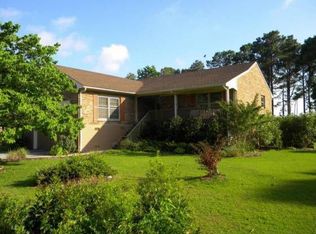 661 Vista Lake Dr, Manteo, NC 27954
