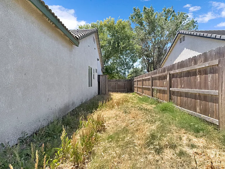 580 Haven Way — Photo 22
