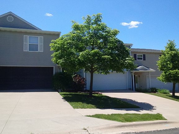 3rd image of 3812 W Richwoods Blvd #6