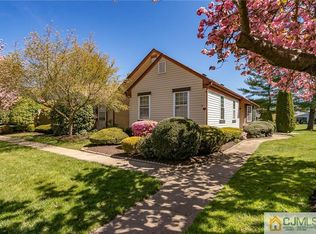 1 John Adams Ct #A, Monroe Township, NJ 08831