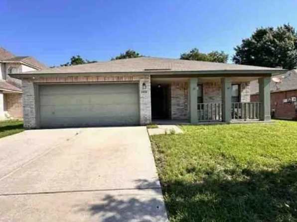 2428 Winford Dr, Grand Prairie, TX 75052
