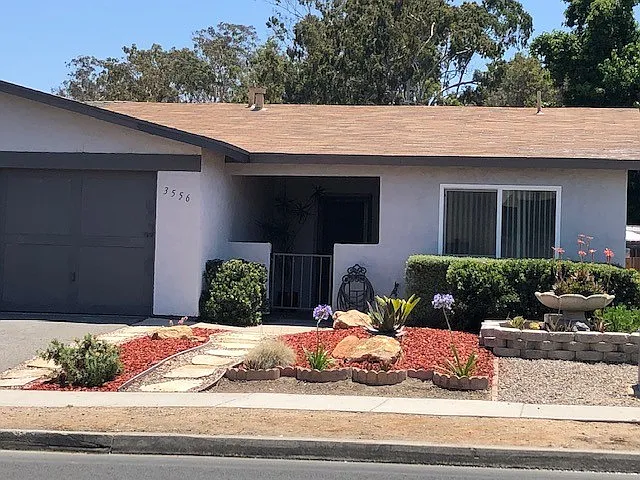 3556 Thunder Dr — Photo 2