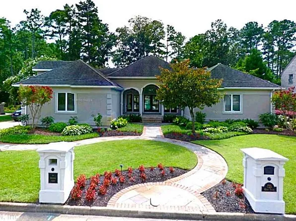 725 Watch Island Reach, Chesapeake, VA 23320