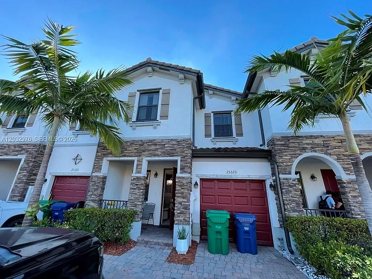 25320 SW 115th Ct #25320 — Photo 1