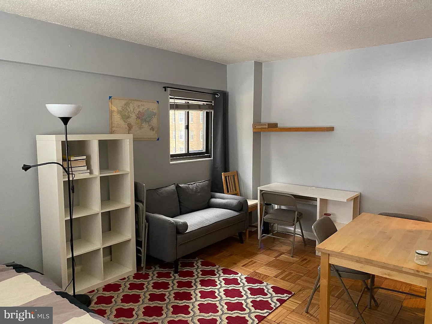 Studio, 1.0 bath, 320 sqft, $1,600 — Photo 2
