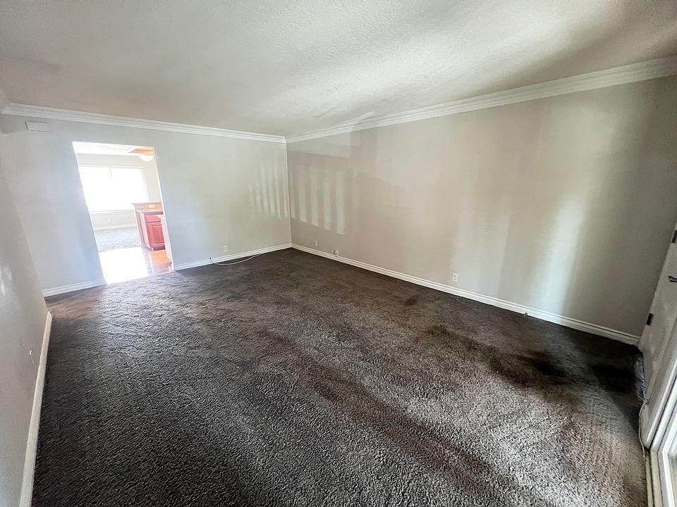 Entry living room